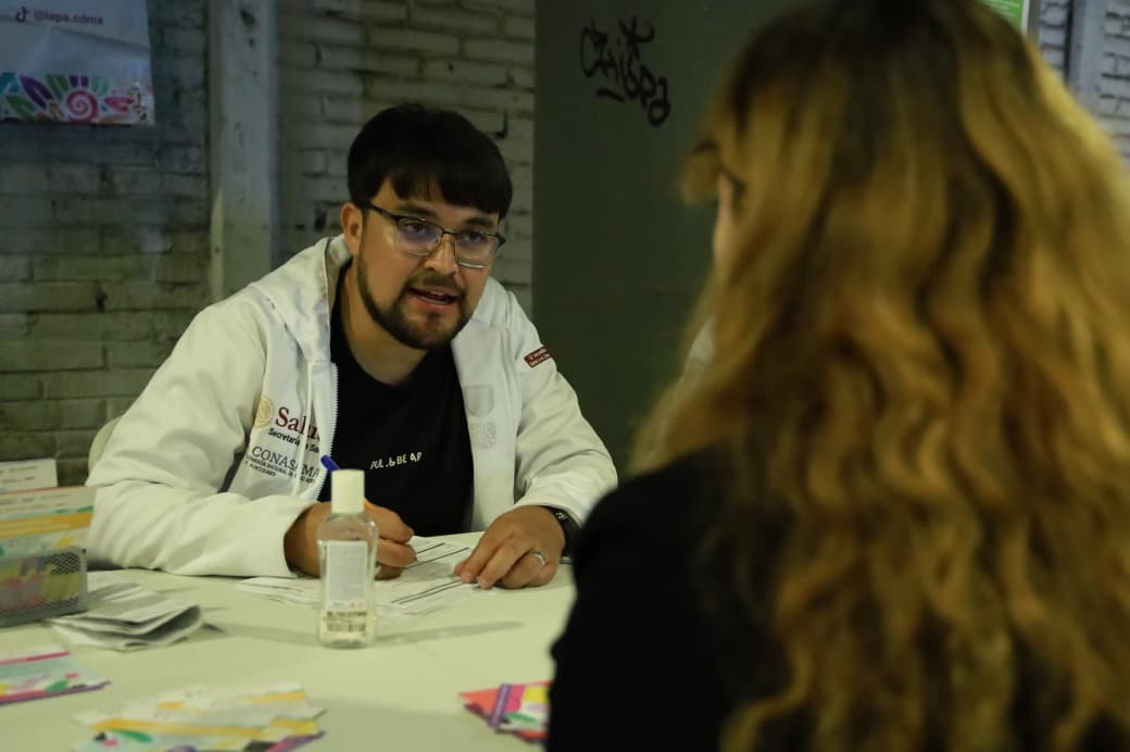 iasama_cdmx's tweet photo. Desde #IASAMA seguimos acercando servicios, información y acompañamiento a más personas, construyendo espacios donde la salud, los derechos y el bienestar puedan encontrarse libre estigmas.🤝
@GobCDMX | @SSaludCdMx | @SeMujeresCDMX | @DiversidadCDMX | @CDHCMX | @CentroTrans https://t.co/38HDruaBwE