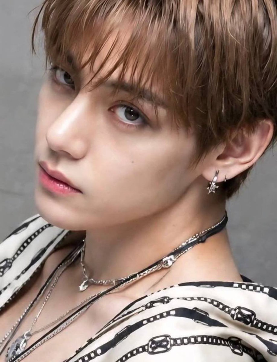 myu_kookv's tweet photo. Dollface https://t.co/adxTwFox8M