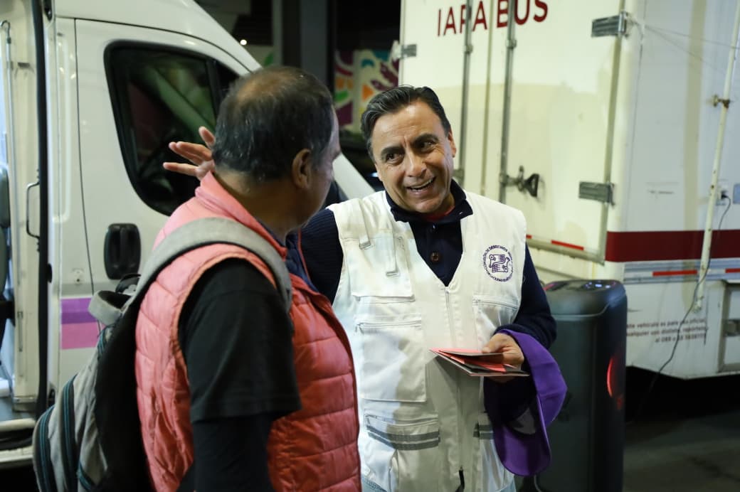 iasama_cdmx's tweet photo. 🌙La salud, los derechos y el acompañamiento tienen lugar en la noche. 

En @Alc_Iztapalapa realizamos una jornada #VidaPlenaCorazónContento para acercar servicios e información a la comunidad.

@GobCDMX | @SSaludCdMx | @SeMujeresCDMX | @DiversidadCDMX | @CDHCMX | @CentroTrans https://t.co/5EYqvksllw