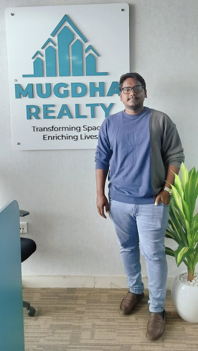 JaiDevPoludasu_'s tweet photo. Collaboration with MugdhaRealty @Hyd

#RealEstate #Realtors #Hyderabad #Tg https://t.co/HNxfQNFY8f