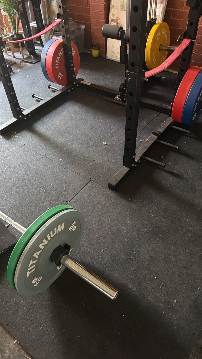 fattofit2023's tweet photo. Early morning work #weightloss #chubby #gym https://t.co/tkZh8A61jo