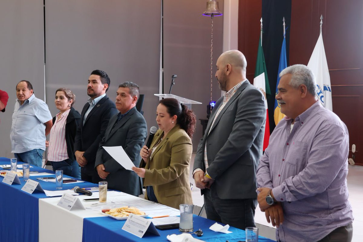 cicej_'s tweet photo. Llevamos a cabo la Toma de Protesta del Jurado encargado de evaluar los proyectos aspirantes al Premio Distinción CICEJ “Ing. Enrique Dau Flores” Edición 2026.

​Este distinguido equipo evaluará las postulaciones bajo estrictos estándares de responsabilidad, ética, imparcialidad y objetividad, asegurando que el máximo galardón de nuestro Colegio mantenga su alto nivel de excelencia.
