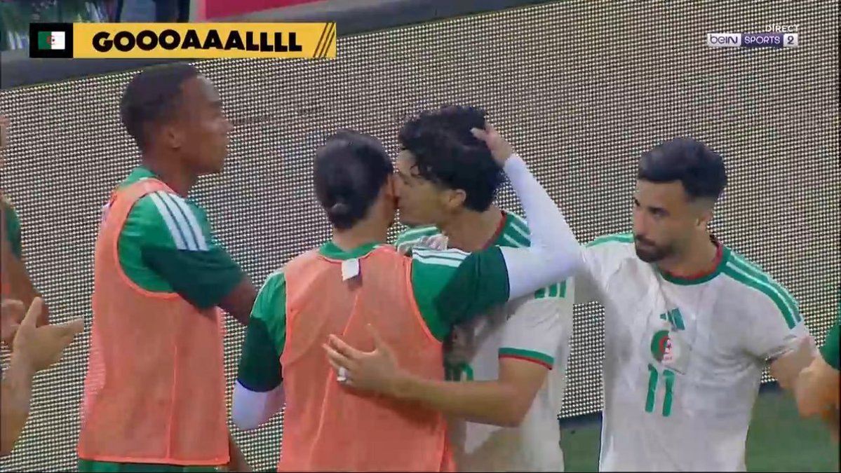 kkusadmirer's tweet photo. maza x hadj-moussa ball. https://t.co/b4vvAHTQ2P