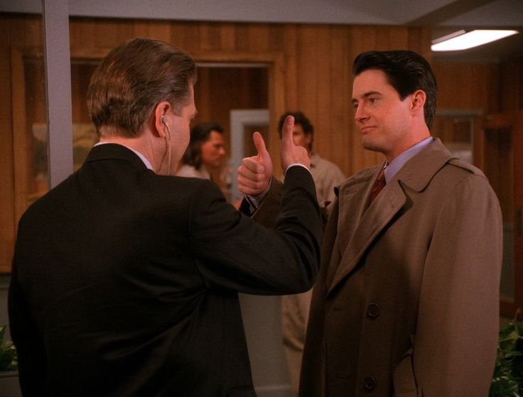 transgirlmulder's tweet photo. meeping with gordon. https://t.co/irkIKt4VVl