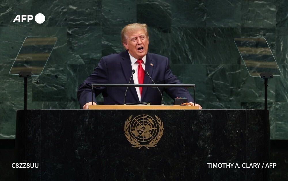 AfpFactual's tweet photo. 🇺🇸 El presidente de Estados Unidos, Donald Trump, lanzó varias afirmaciones sobre migración, petróleo, paz mundial y lucha contra las drogas en su discurso ante la ONU el 22 de septiembre de 2026.

🔍 En AFP Factual verificamos varias de ellas.

➡️ https://t.co/RFnmungzUk https://t.co/hfIVutzmep