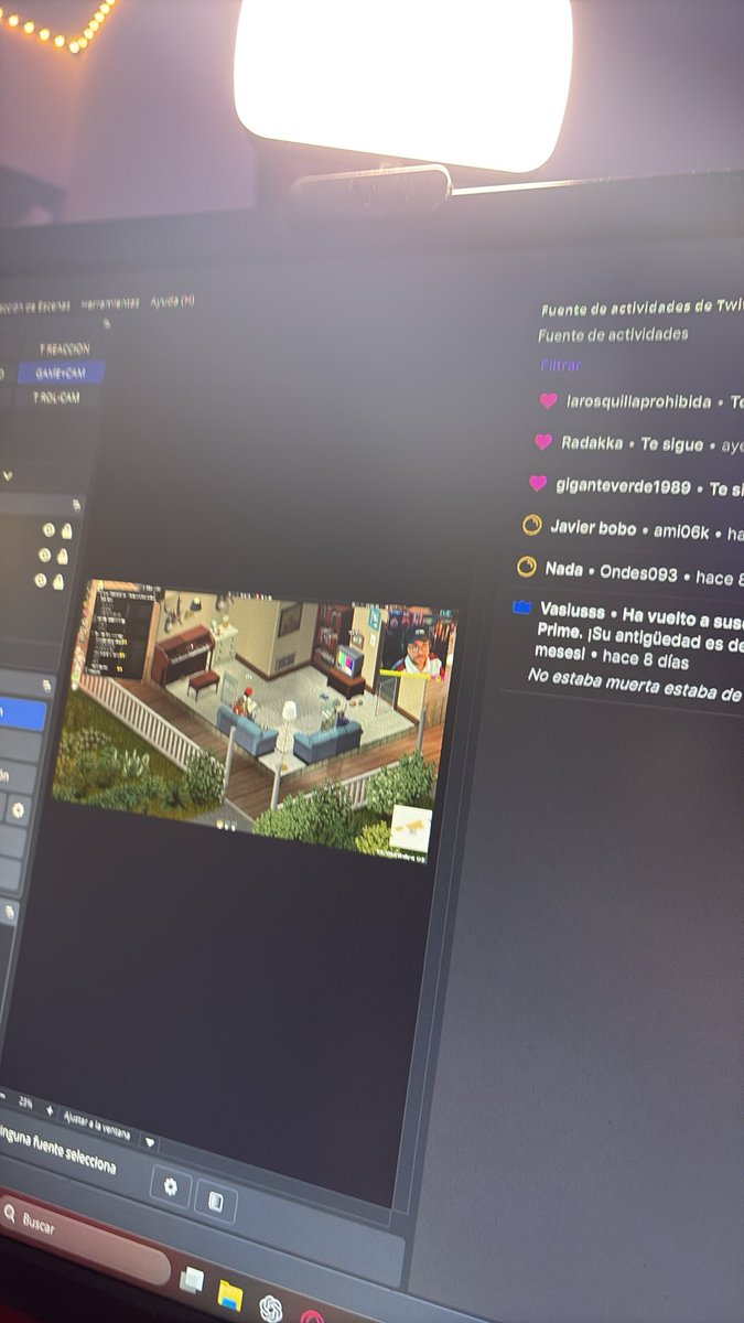 ondes093's tweet photo. te pasas por twitch o qué? /ondes093 https://t.co/ebGdI2Oowg
