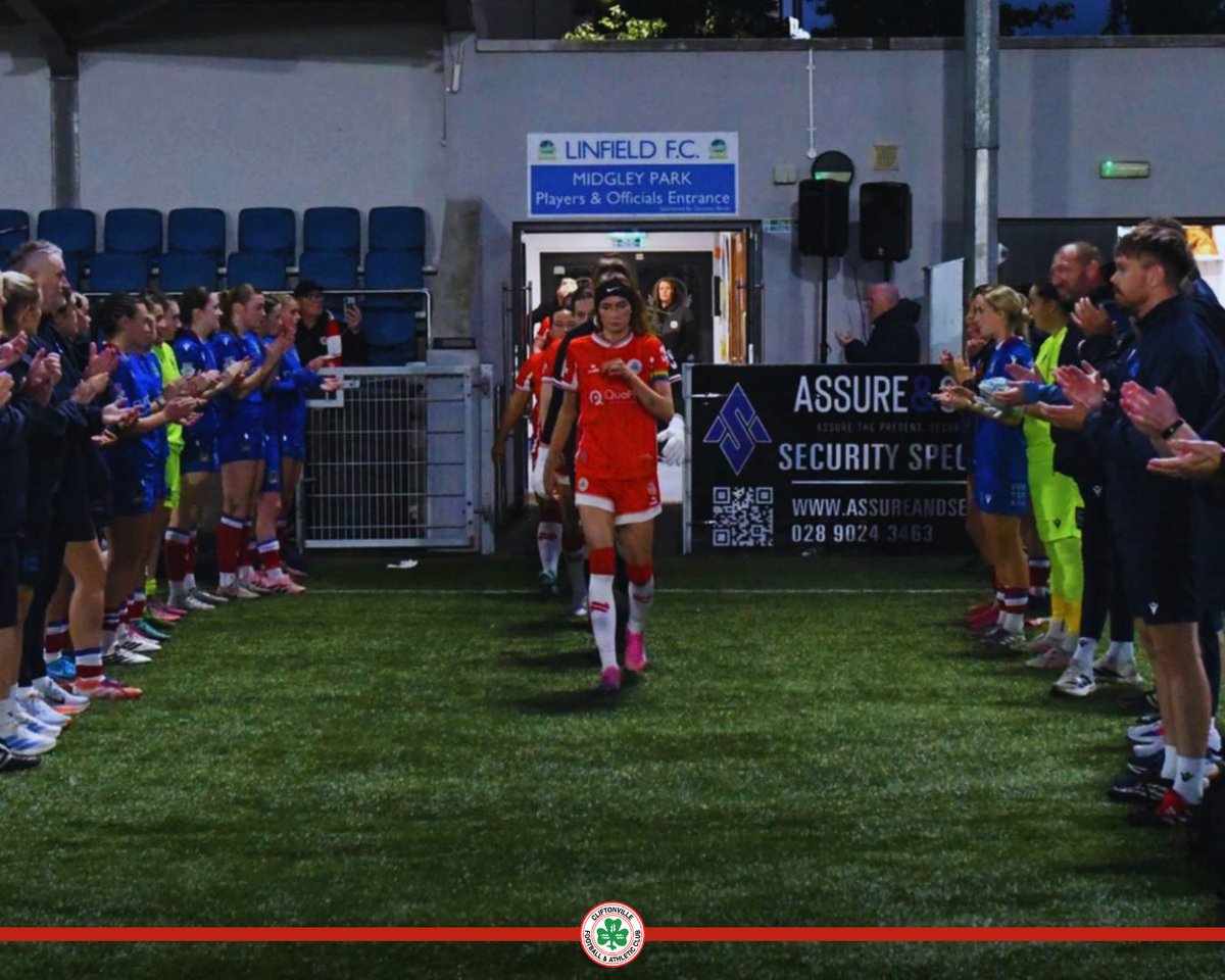 CvilleLadies's tweet photo. 𝐂𝐡𝐚𝐦𝐩𝐢𝐨𝐧𝐬. 🏆

#YouReds 🔴☘️ https://t.co/k99KpNyNBm