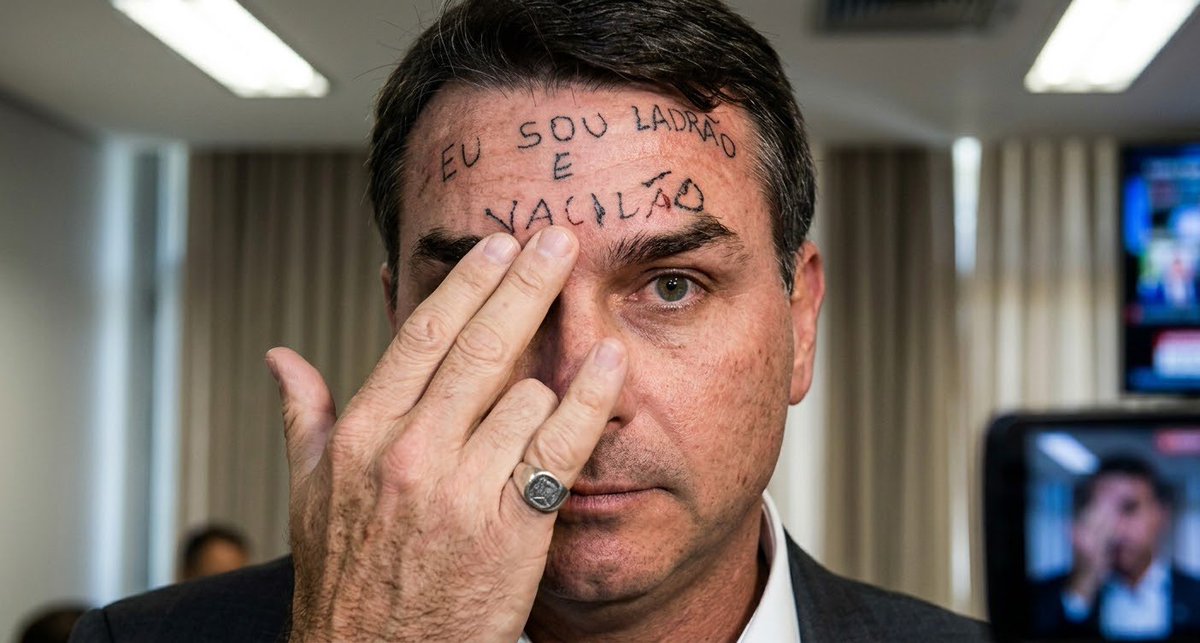 lnascimentb's tweet photo. @MichelcSales Pede dinheiro pro Vorcaro, anda no avião do
Vorcaro, faz rachadinha, lava dinheiro na loja de chocolates, quer acabar com a Santa no Brasil… e tem quem acredite ainda nesse ladrão e vacilão https://t.co/jDxO4H3hl2