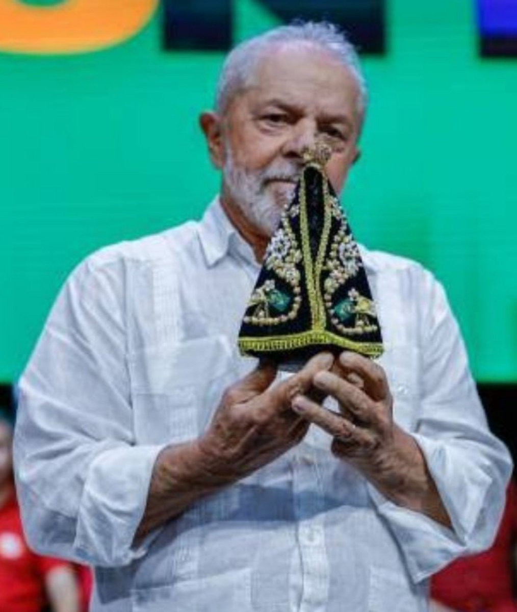 footballcarioca's tweet photo. 23:59 / 00:00 https://t.co/4cUDWLajjy