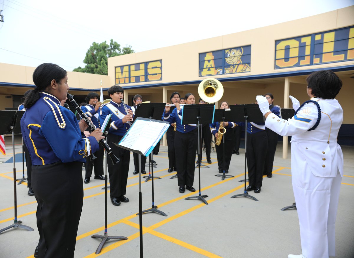 gomusd's tweet photo. Today, Montebello Unified School District broke ground on a new state-of-the-art Aquatic Facility and Tennis Courts at Montebello High School!  🎉🏊🎾 This exciting bond project will provide our student-athletes with a competitive aquatic pool, modern tennis courts.... https://t.co/rz6H7ABbkY