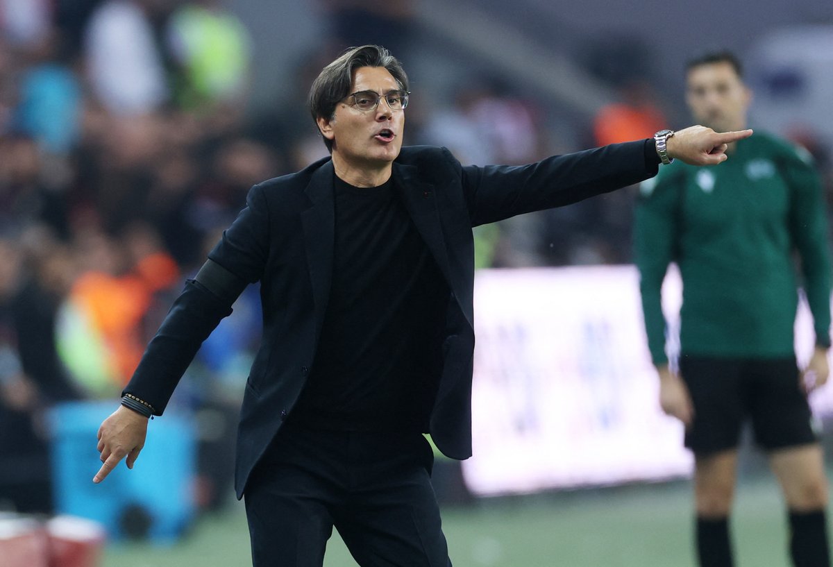 demarkesports's tweet photo. Vincenzo Montella: "Saha zemini bize çok yardımcı olmadı. Bu şekilde oynamak zorunda kaldık." https://t.co/e0zMF11YR1