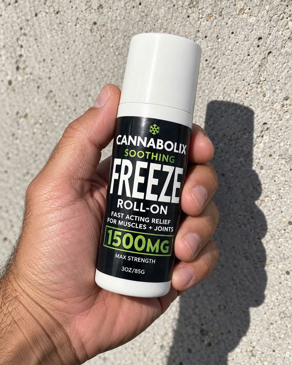 cannabolix's tweet photo. Keep your cool within reach. Cannabolix Soothing Freeze Gel, ready to roll.

#Cannabolix #SoothingFreezeGel #CoolingGel #RollOn #DailyRoutine https://t.co/VOTf8aM8td