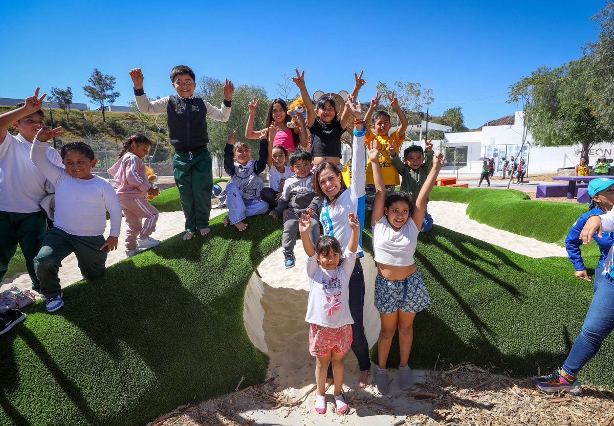 AleGutierrez_mx's tweet photo. León es otro, es mejor. 🧡🌳

Y nuestros parques son una gran muestra: León ya es reconocido a nivel internacional. 🌎

🏆 Bosque de la Olla: Green Flag Award.
🏆 Parque Cárcamos: Green Flag Award.
🏆 Parque Metropolitano La Reserva: Mejor Parque Urbano Nuevo, reconocido por World Urban Parks.
🏆 Parque Metropolitano Norte: reconocido en la categoría de Grandes Parques de Latinoamérica por World Urban Parks.

Seguimos dejando huella, consolidando la red de parques más grande de todo México. 🧡
