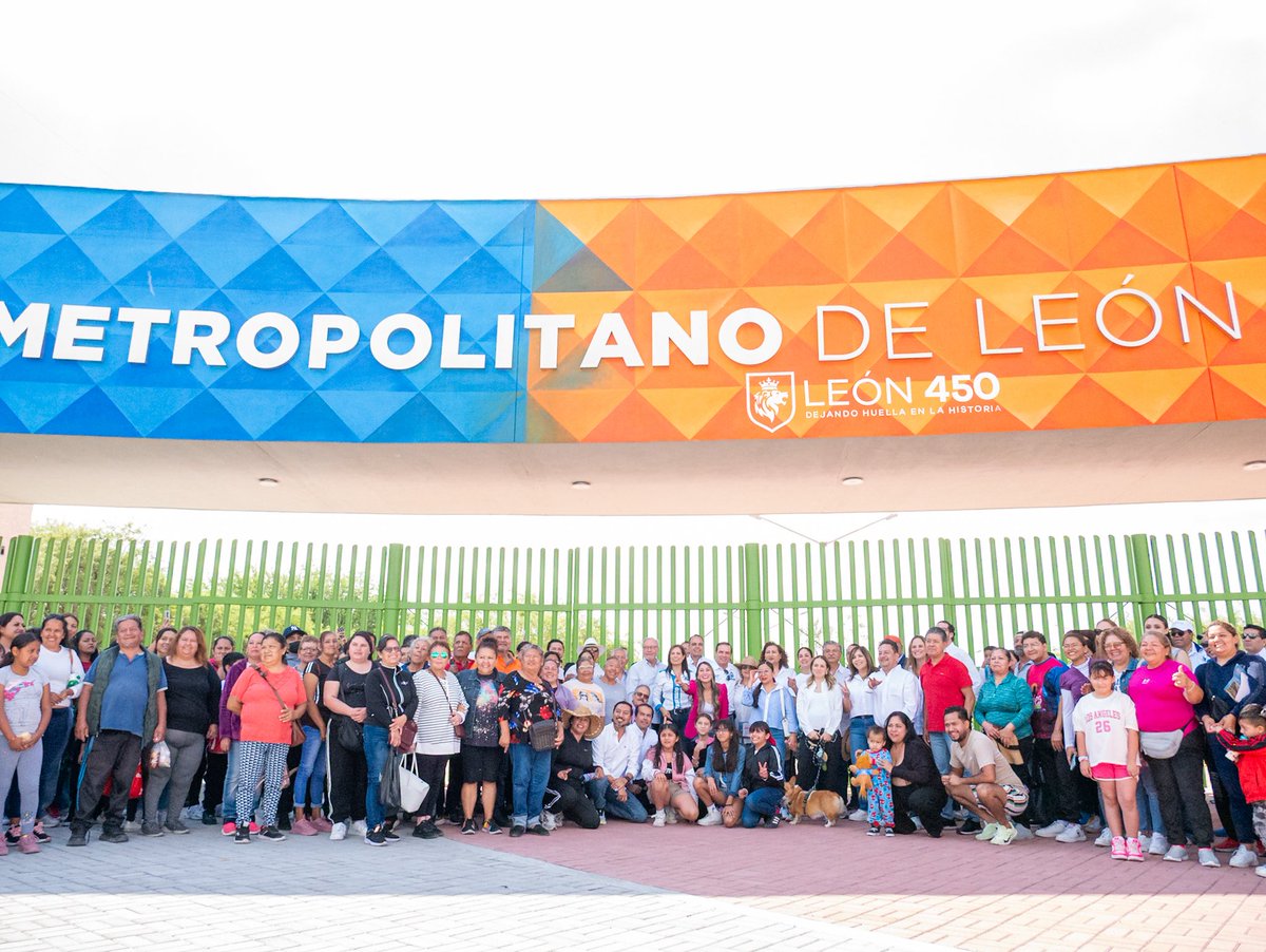 AleGutierrez_mx's tweet photo. León es otro, es mejor. 🧡🌳

Y nuestros parques son una gran muestra: León ya es reconocido a nivel internacional. 🌎

🏆 Bosque de la Olla: Green Flag Award.
🏆 Parque Cárcamos: Green Flag Award.
🏆 Parque Metropolitano La Reserva: Mejor Parque Urbano Nuevo, reconocido por World Urban Parks.
🏆 Parque Metropolitano Norte: reconocido en la categoría de Grandes Parques de Latinoamérica por World Urban Parks.

Seguimos dejando huella, consolidando la red de parques más grande de todo México. 🧡