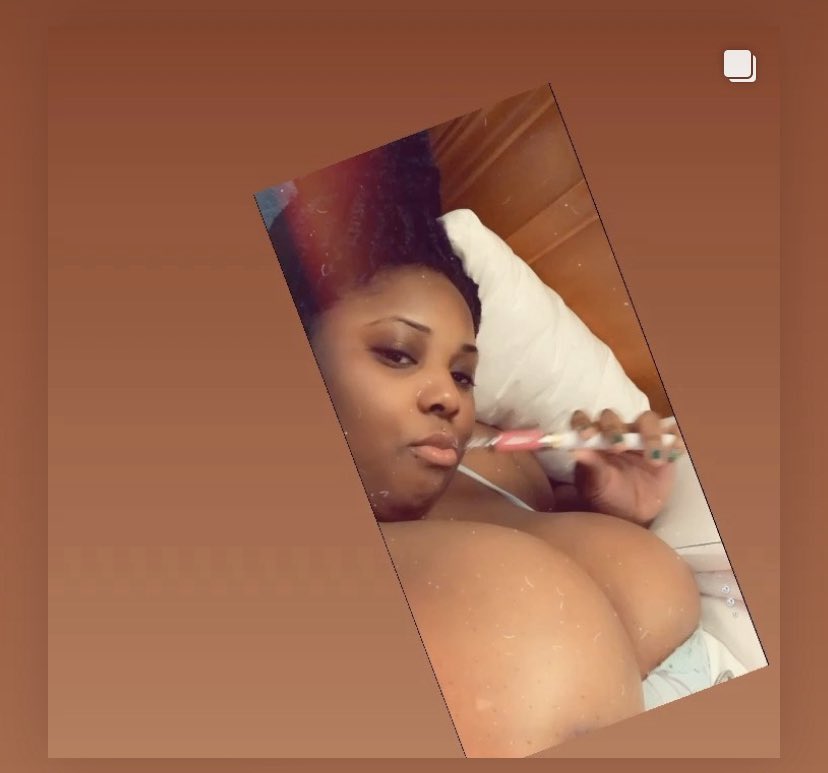 plussizesugga's tweet photo. Who’s wants to FaceTime 70 Cash App only let’s go https://t.co/0okgfyexJ8