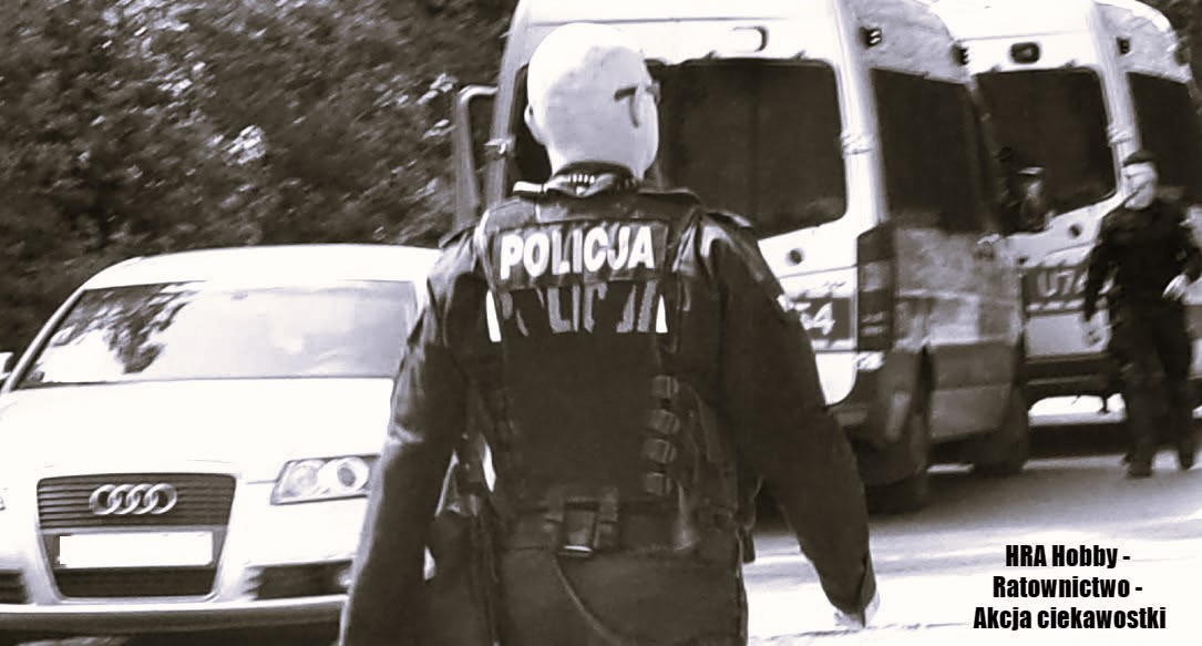 NaPierwszejLini's tweet photo. #KRAJ🇵🇱
Zmarł Policjant postrzelony w głowę, w trakcie akcji na Dolnym Śląsku!🔥🔫👮
Szczegóły w poniższym linku:
- https://t.co/uTT3LhfjRD
***
#Polska #bezpieczeństwo #policjant #policjanci #PolskaPolicja #prokuratura #ProkuraturaKrajowa #Wrocław #KWPWrocław #strzelanina #broń #KPPBolesławiec #Bolesławiec #KraśnikGórny .
https://t.co/sLiH2hvYh1
