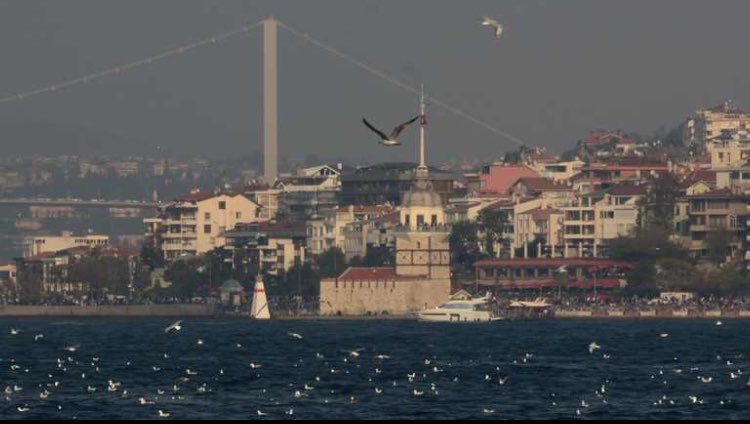 artandtrip's tweet photo. Aşığım sana 

#İSTANBUL 
#perspective https://t.co/vqdFU0aQSy