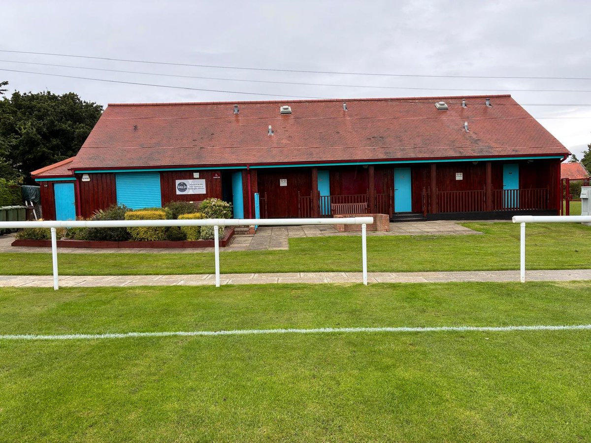 HaddAth's tweet photo. BACK HOME!

After aggregate return journeys of 382 miles since our last home game on 29 August we embark tomorrow on a series of four consecutive home games - excited to see a revamped piehut (pic a few weeks back shows front destroyed!) while pavilion's been fully revarnished 👌 https://t.co/3YMQO5zXV9