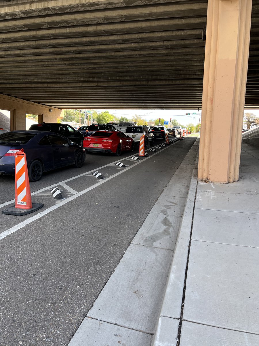 BikeABQ's tweet photo. The City's bike lane protection pilot project along MLK is taking shape. Check it out, and if you like what you see, contact your City Councilor and let them know.

More info: https://t.co/lG19eyJ8Hb https://t.co/8ZgIANW6Xy