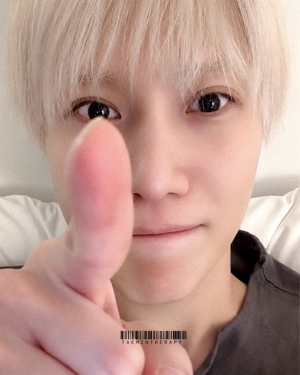 TaeminTherapy's tweet photo. TAEMIN Fromm Live ~ 09.21.26 ~
#TAEMIN #태민 #テミン #taeminfrommlive #taemates https://t.co/SltJEhXcGx