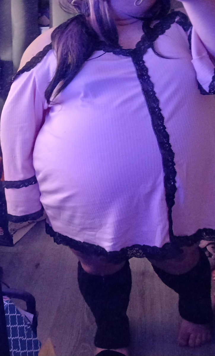 SabiSnuggleMeat's tweet photo. Hɪɪ, ɴᴀᴍᴇ's sᴀʙʀɪɴᴀ!💗🐷🍓
25, ᴅɪsᴀʙʟᴇᴅ ғᴀᴛ ғᴜᴛᴄʜ ᴀʀᴛɪsᴛ/sᴛᴜᴅᴇɴᴛ🎨📚
5'4" &amp; ??? ʟʙs
ʟᴇsʙɪᴀɴ/sᴀᴘᴘʜɪᴄ, ғᴀᴛ ʟɪʙ, ғᴇᴇᴅɪsᴛ, ᴀʟʟ ᴛʜɪɴɢs ʜᴜɢᴇ &amp; ʜᴇᴀᴠʏ!
ᴀsᴘɪʀɪɴɢ ᴘʜᴀʀᴍᴀᴄɪsᴛ, ʟᴏᴠᴇʀ ᴏғ ᴡᴇᴇᴅ + ʙᴜʀɢᴇʀs!🍔
🫧🍈𝟚𝟘𝟚𝟞 ᴘɪɴɴᴇᴅ.ᐟ🍈🫧 https://t.co/9gnte0j1AE