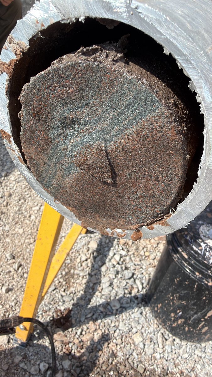 J_Ramez's tweet photo. #DeepDust coring reached its final depth at 6523 ft. this afternoon🎊🎉🥳
https://t.co/2iyH68aZef https://t.co/vyv4wXqAYl