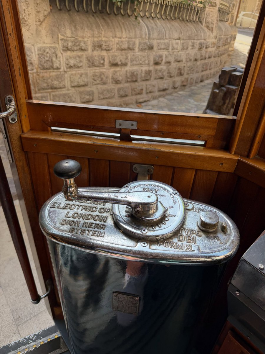 AlbertineBlj's tweet photo. Built by hand, still running. This English Electric Co. controller has powered the valley for over a century. Brass, iron, and disciplined maintenance outlast novelty. Your body works the same way: small, consistent care beats miracles. Maintain https://t.co/3LoMzIbi3v