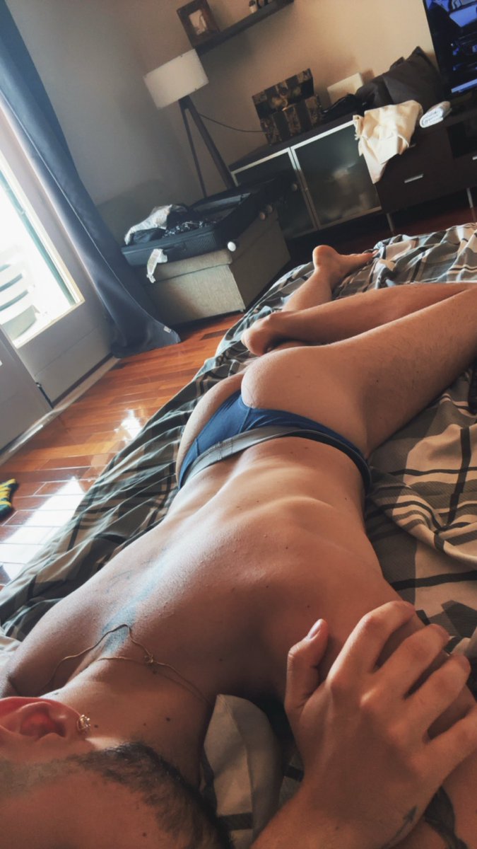 _pan_as_'s tweet photo. ✨
#polishboy #gay #hotass https://t.co/BIaEN0Lcg7