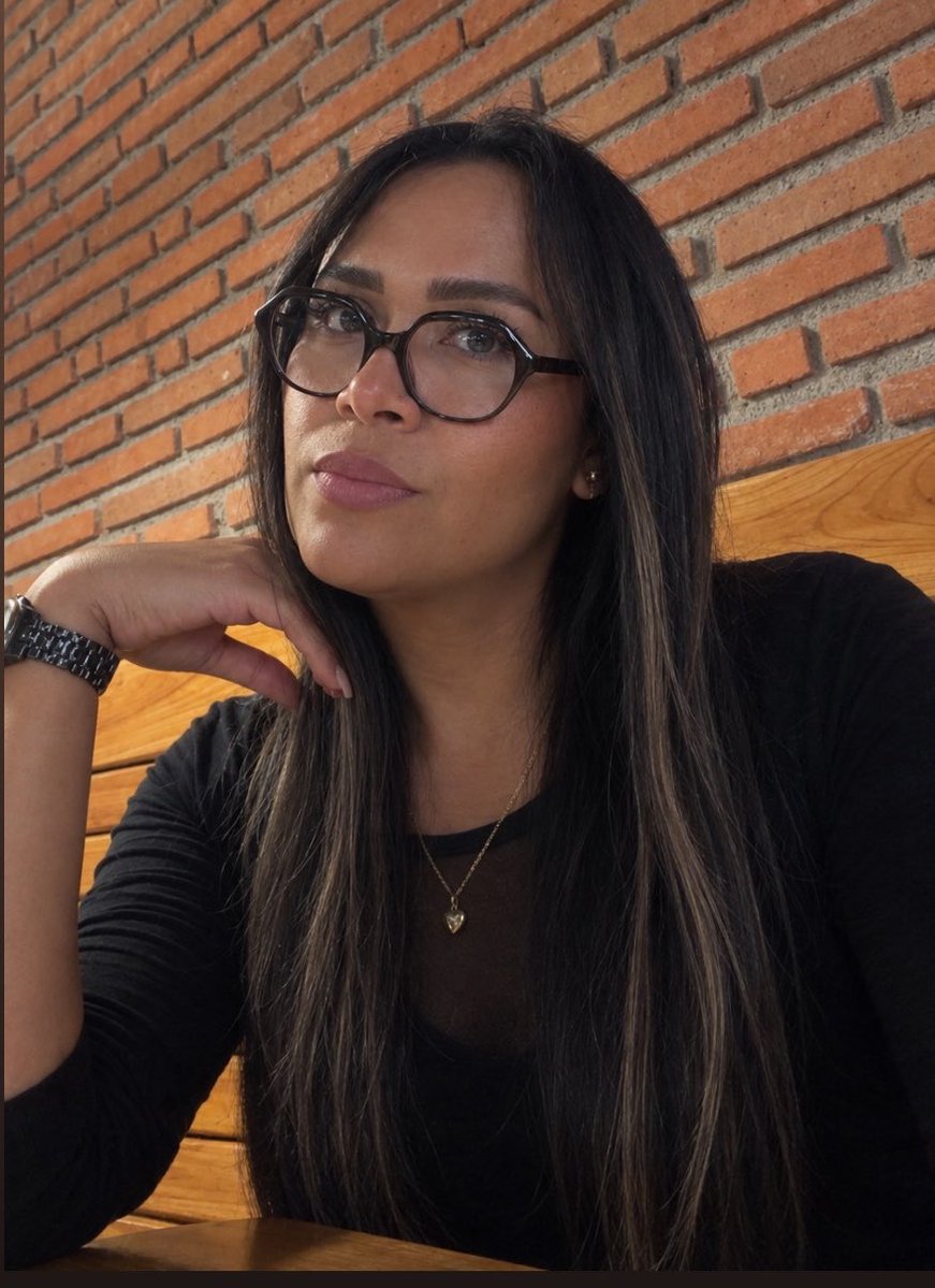 AstridOllivier's tweet photo. CDMX centro 

Chica trans 🏳️‍⚧️ ⚧️ 

Rt🔄 https://t.co/RY4sqUuqB9
