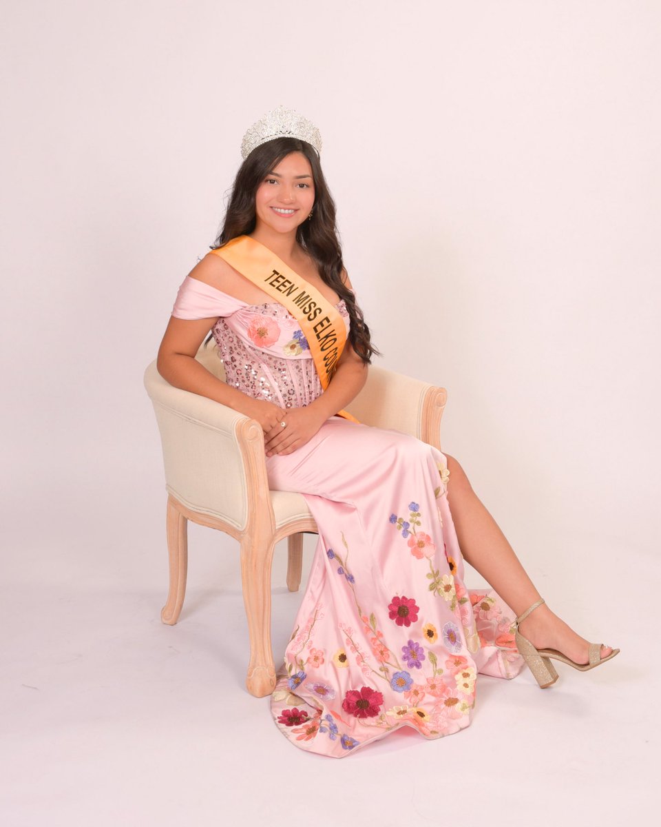 mselkocounty's tweet photo. OFFICIAL PORTRAITS - Teen Miss Elko County 2026 Naidely Casique ✨ 

Naidely is a high school junior committed to academic excellence.  For appearances and volunteer opportunities, email the Ms. Elko County Pageant and Leadership Program office at RBSLegacies@gmail.com

#Nevada https://t.co/R26LYANX04