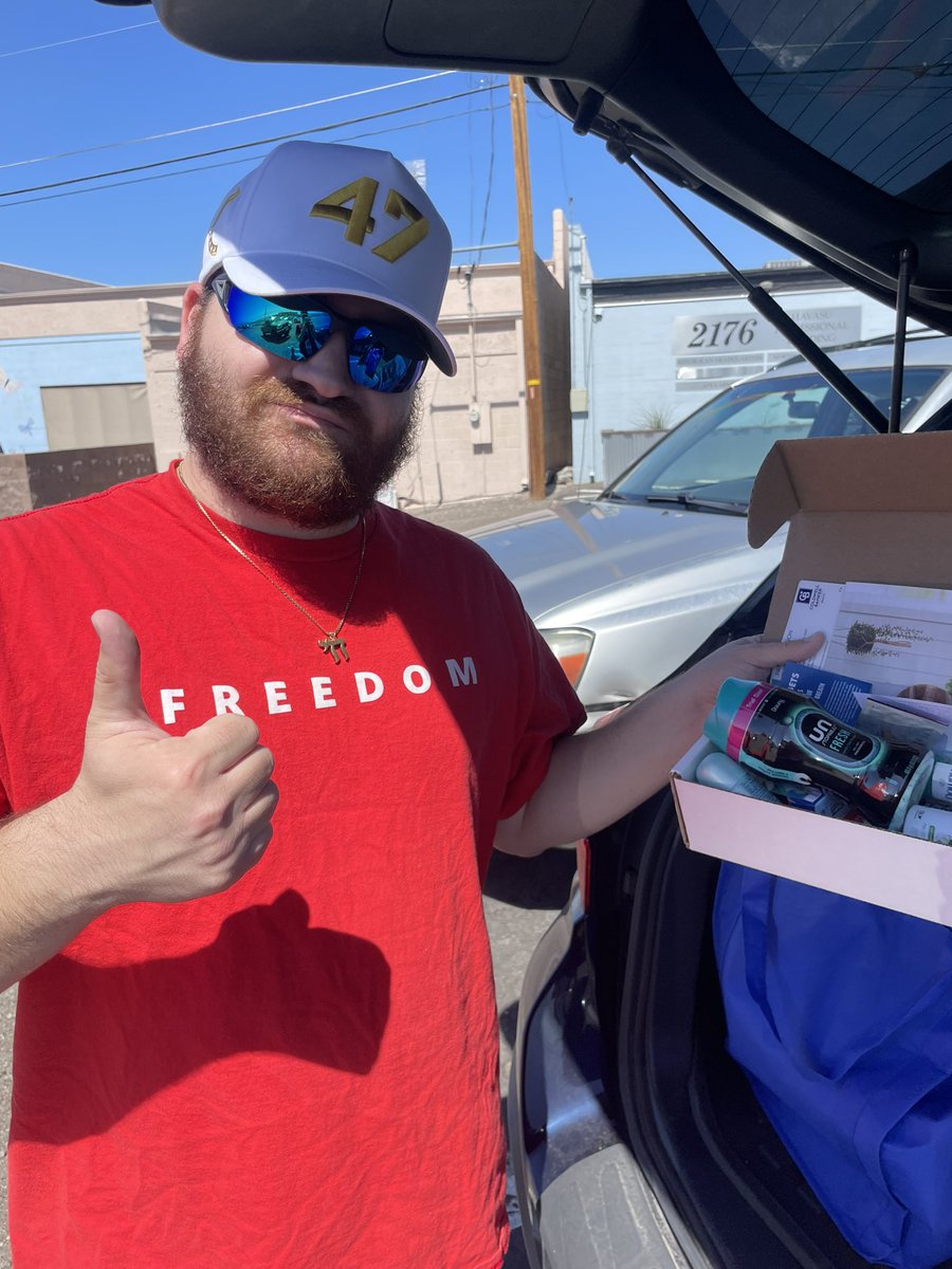 TexPolesky's tweet photo. Hit 20+ doors already today and every patriot we talked to is FIRED UP to vote for Andy Biggs.

Stopped to help stand a @KimberlyYeeAZ sign back up that the weather knocked over. That’s how we do it out here.

Team Mohave is locked in behind the ENTIRE Republican ticket. We will win this thing in November.

This is the energy that wins. 🇺🇸
