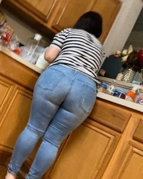 irlmilfs's tweet photo. More of Lizeth #lizeth #mom #ass #creepshot #nutty https://t.co/UWOLphPpaP