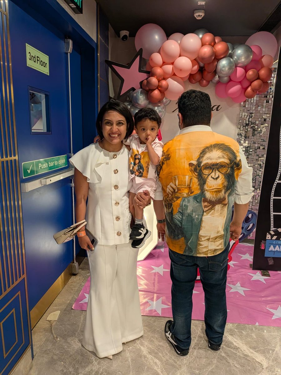 MiluskiMila's tweet photo. For his 2nd birthday, all he wanted was to twin with Daddy. Custom monkey outfits captured their bond perfectly: baby monkey with his milk bottle, Daddy monkey with his glass. A memory to cherish forever. https://t.co/sd9OoIgogW