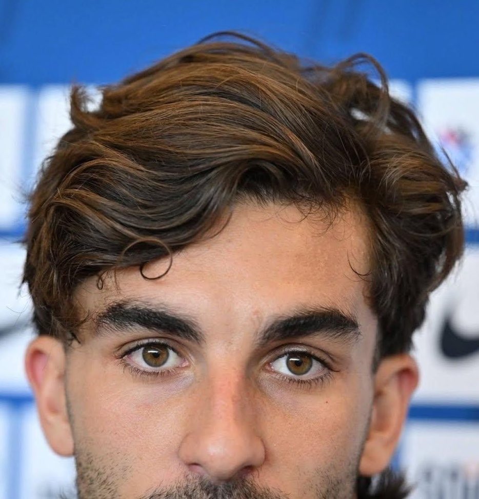 79frrt's tweet photo. appreciation tweet for ferran’s hair https://t.co/LpeCDiPL28