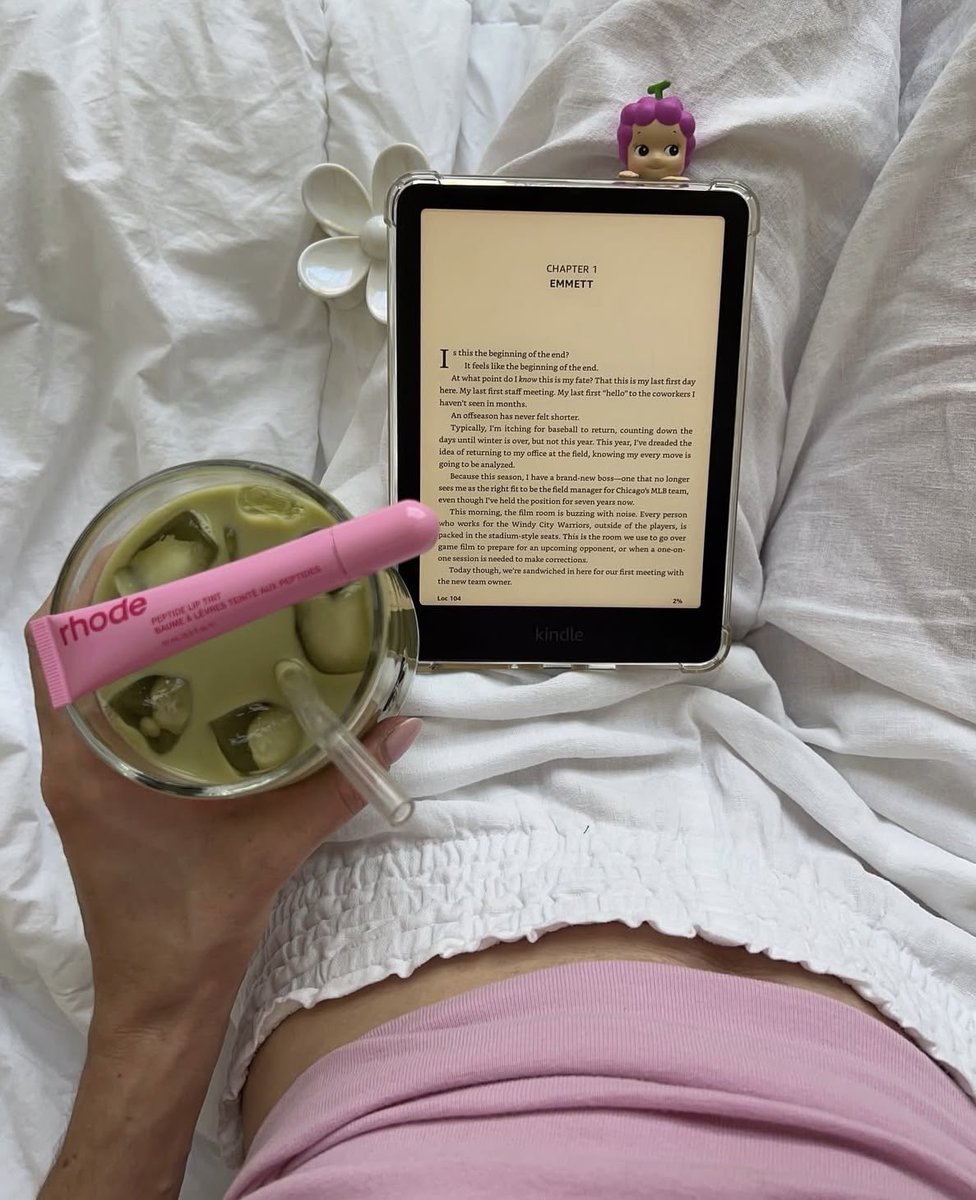 Diorgirlx's tweet photo. saturday morning https://t.co/itj3p6zr3R