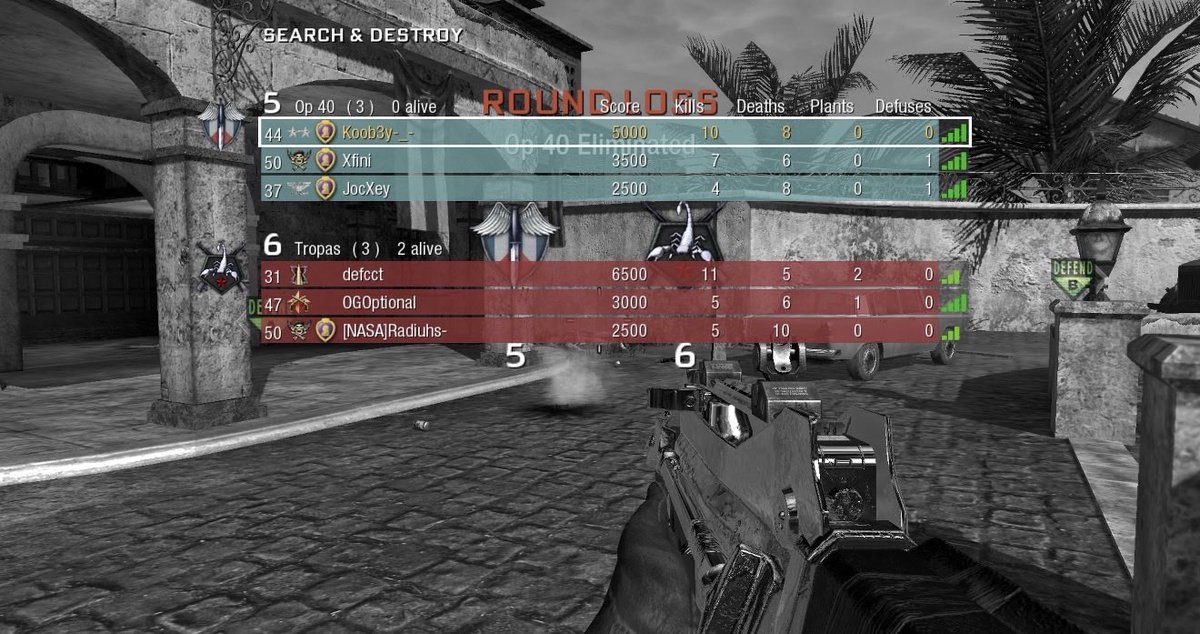 Koob3y's tweet photo. 5-5 teammate nades himself https://t.co/htAQxUpJsu
