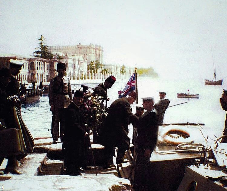 MeseIsmail18861's tweet photo. @teyfikdoan7 @ahmet_kalite Senin korkak pısırık ödlek satılmış atanın ömrü https://t.co/EkczJm1fHS