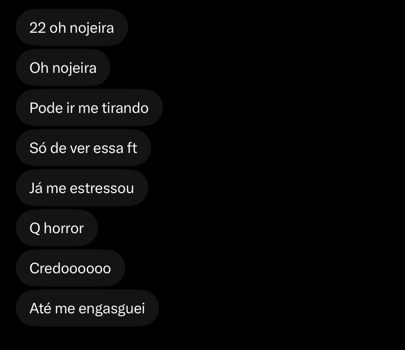 sauramika's tweet photo. muito bom ter amigas inteligentes https://t.co/ilqCDE3pks