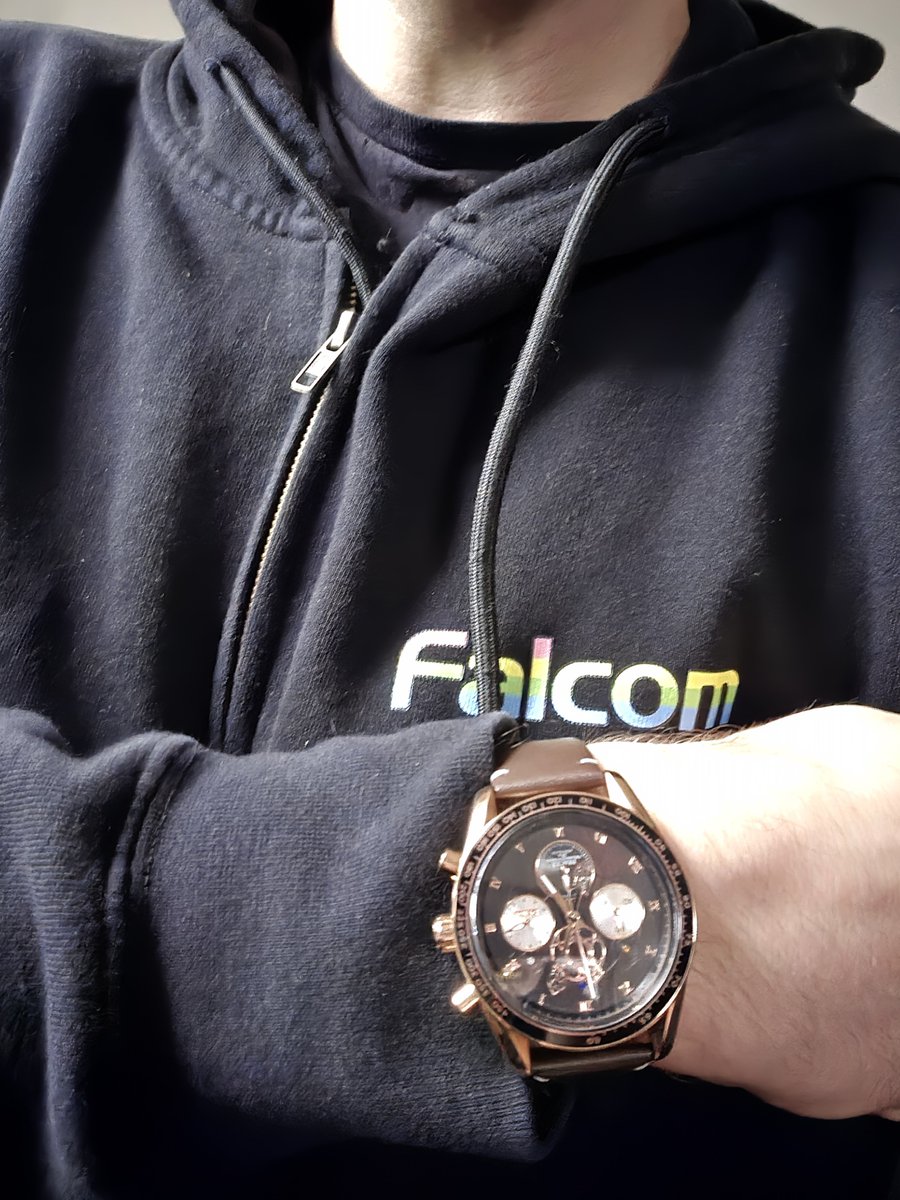 MycroboreanChad's tweet photo. The Kiseki Nazi loves his gooner merch. Preserve your body and mind. When a retarded schizo tries saying you're a bad person, just double down. #trailstwt https://t.co/96ULp7iIOq