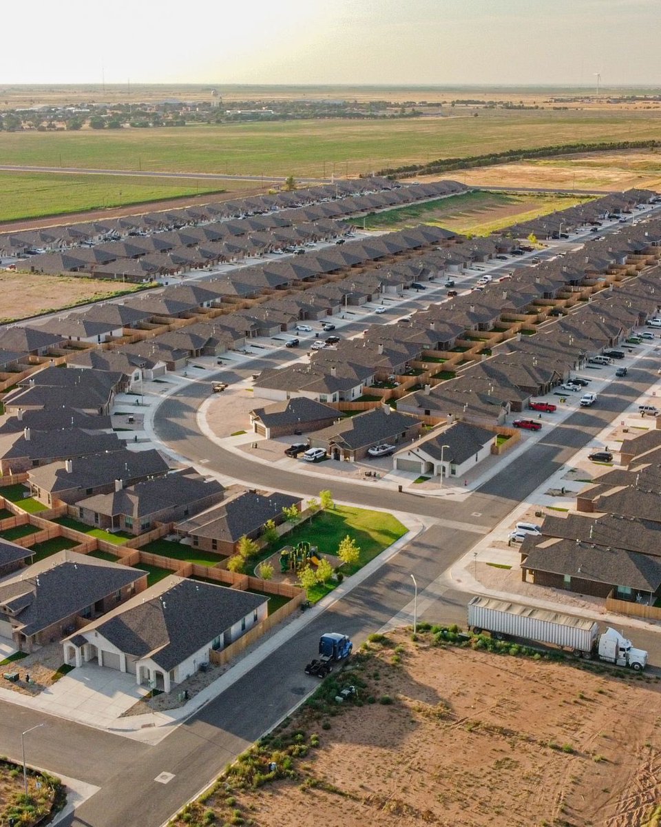 VicctorianChad's tweet photo. Guys the Private Equity train between 2 car-oriented cities that was no faster or cheaper than driving went belly up.

That Means Every Single American wants to live in Exurban Developer Slop where getting milk and beer means driving on the highway. https://t.co/OxeRDBDyVC