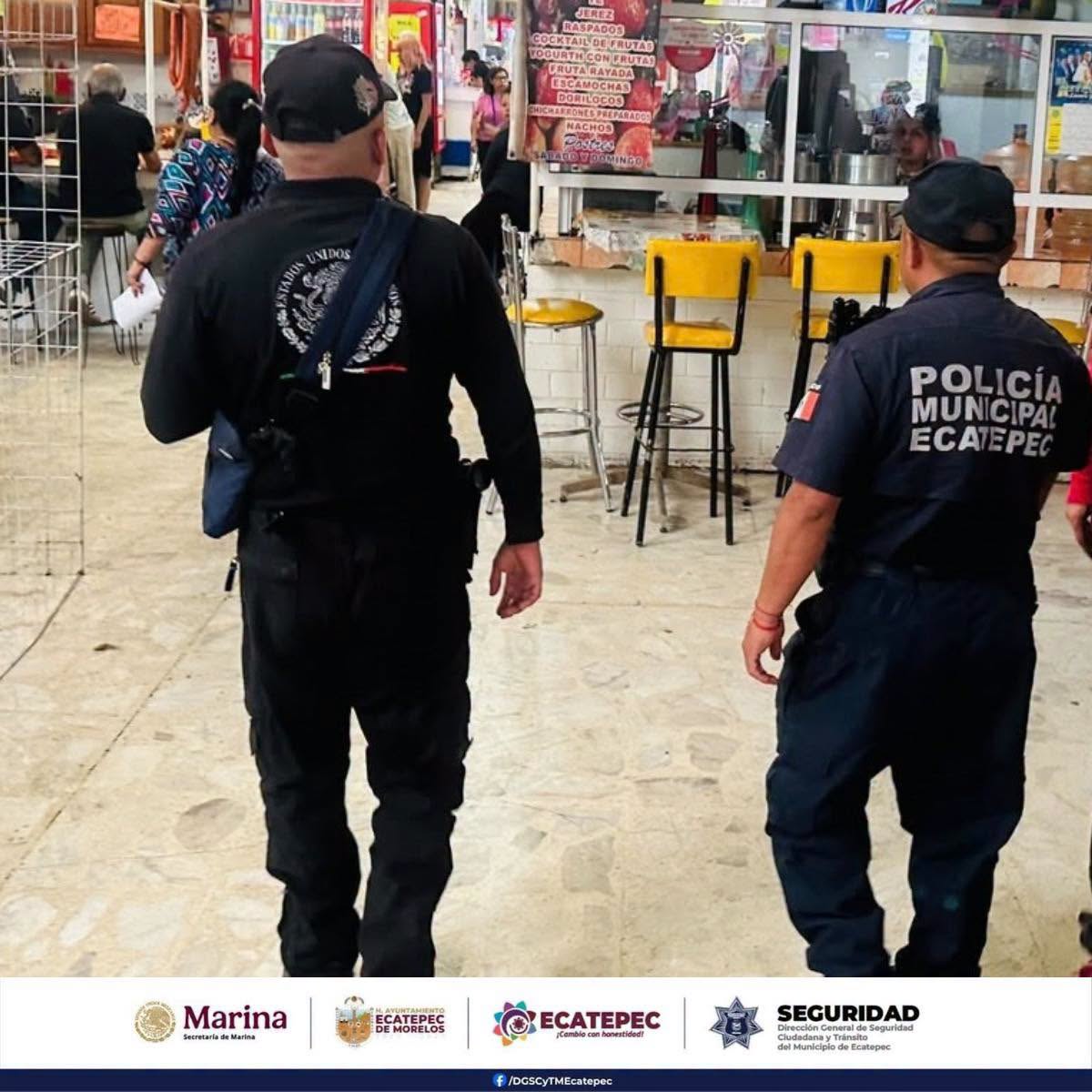 SeguridadEcatep's tweet photo. 𝗗𝗲𝘀𝗽𝗹𝗲𝗴𝗮𝗺𝗼𝘀 𝗢𝗽𝗲𝗿𝗮𝘁𝗶𝘃𝗼 𝗣𝗶𝗲 𝗧𝗶𝗲𝗿𝗿𝗮 𝗲𝗻 𝗽𝗮𝗿𝗾𝘂𝗲𝘀 𝘆 𝗺𝗲𝗿𝗰𝗮𝗱𝗼𝘀 | 𝗦𝗲𝗰𝘁𝗼𝗿 𝟭𝟯
Lee la nota completa aquí:🔗https://t.co/rxso9oFhhv

#EcatepecCambioQueSeSiente #ElCambioSeSiente #AzucenaCumple #Ecatepec #PolicíaDeEcatepec https://t.co/Sj9GHe4T9E