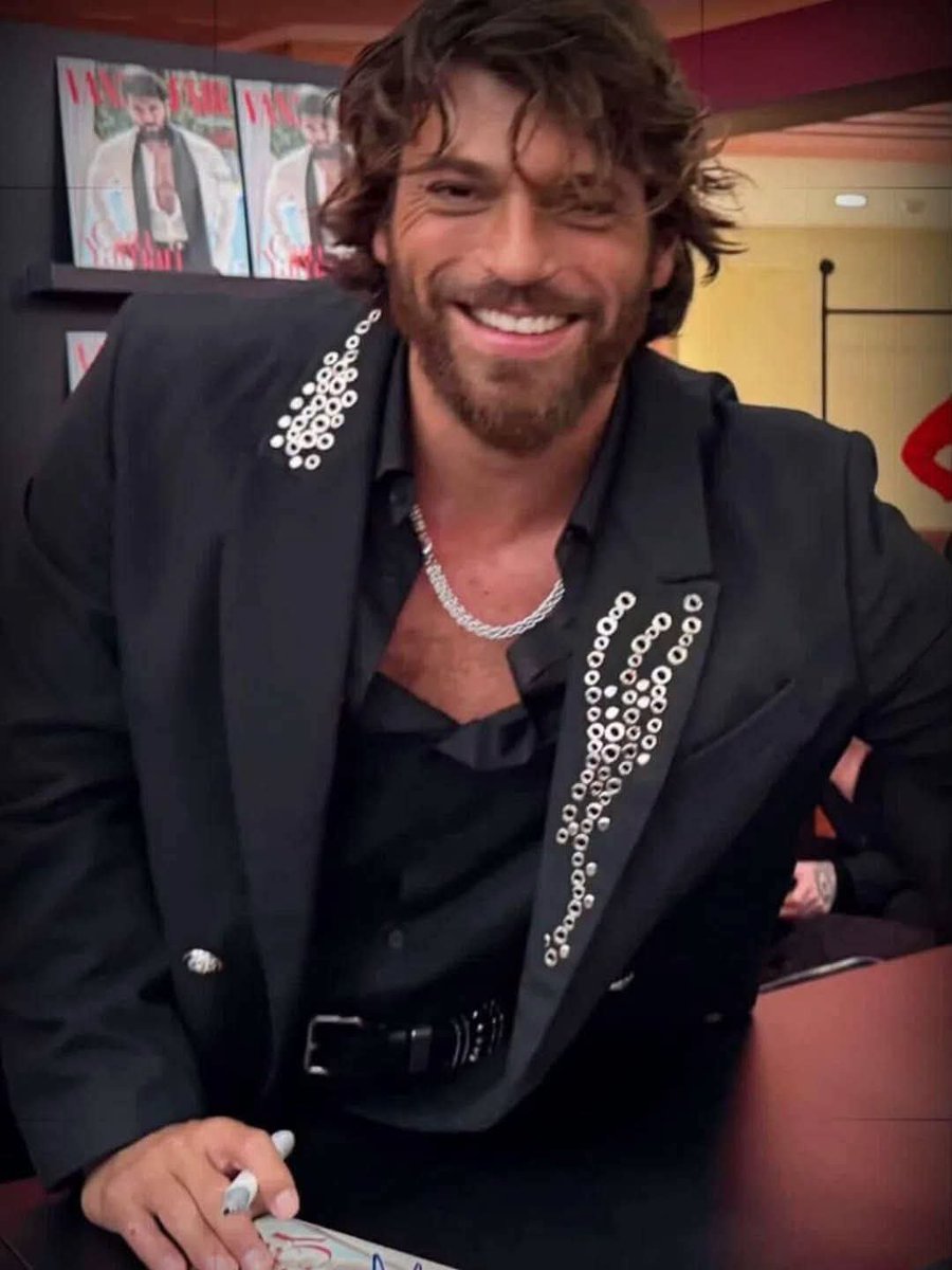 caterina_capone's tweet photo. I vote for #CanYaman from Turkey for the 100.Most Handsome Faces of #100faces2026 #tccandler @tccandler https://t.co/Xf23grsKBx