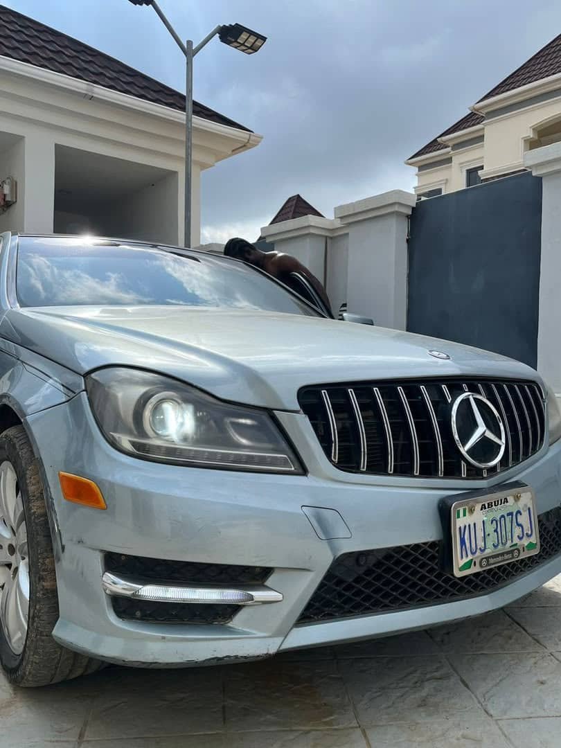 Psaater's tweet photo. Distress Extremely clean 2013 Mercedes c300 owner wants to pay rent 6.4m https://t.co/BKnqvWKykA