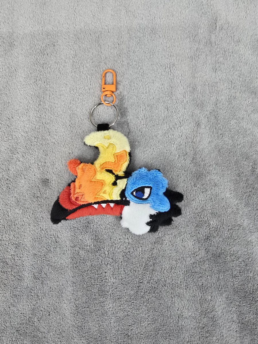 Leighs_Dragons's tweet photo. Charms made this month!

Charm Commissions are Open! Check the pinned post for more info 💙 

#plushart #furryart #ocart #embroidery #charm https://t.co/UtXgGgUBUT