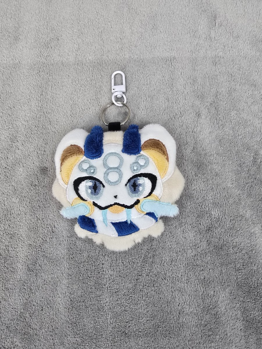 Leighs_Dragons's tweet photo. Charms made this month!

Charm Commissions are Open! Check the pinned post for more info 💙 

#plushart #furryart #ocart #embroidery #charm https://t.co/UtXgGgUBUT