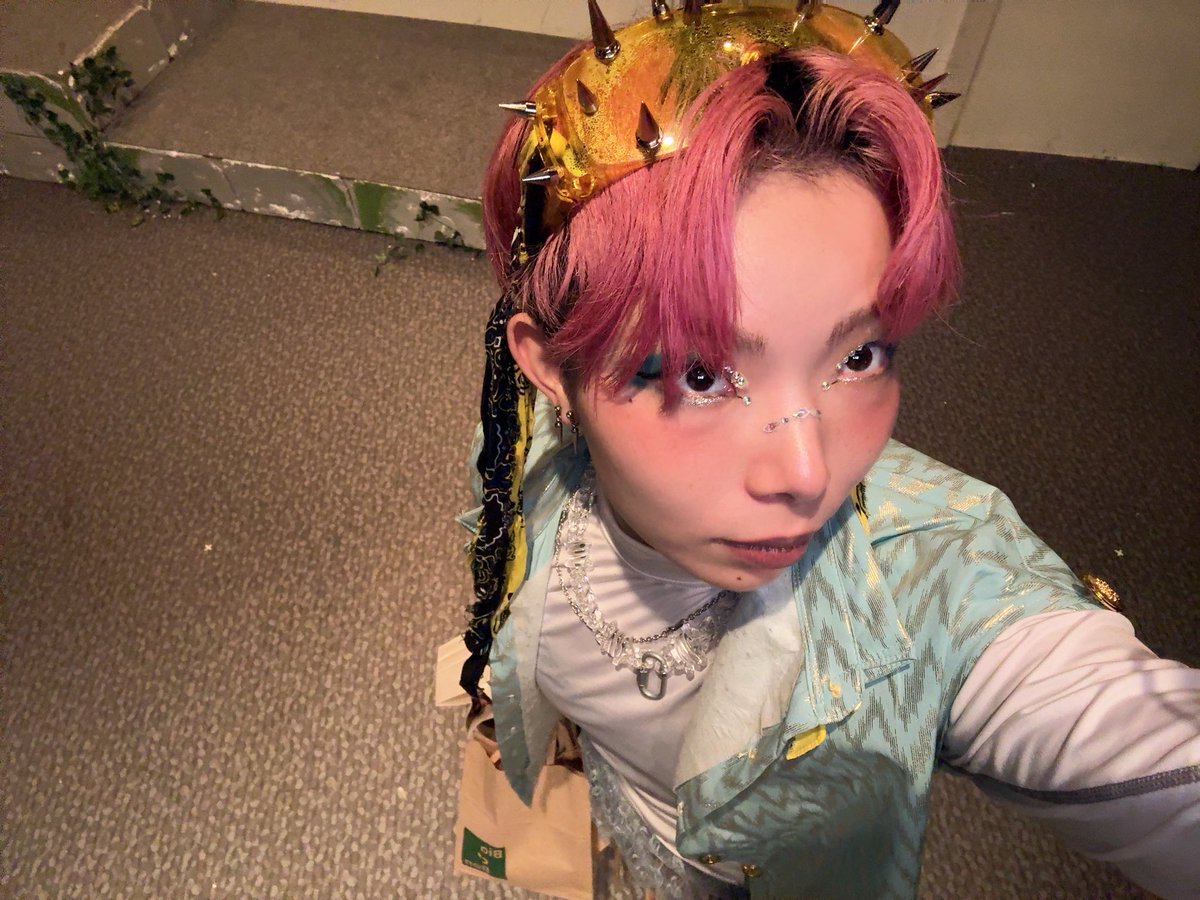 yarimizu_actor's tweet photo. めっちゃか#️⃣2日目！
ありがとうございました！！

沢山の感想とても嬉しいし励みになります😭

日付超えましたが折り返しとなります！
公演があと2回！
いやー寂しくもありつつまだまだ最後までと楽しい思いも強いです！

全ての皆様に愛と感謝とリスペクトをもって
舞台にたちます！

 #すたぁじあ https://t.co/kmGJ6Ui317