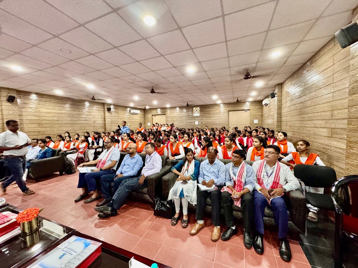BCPLOfficial's tweet photo. As part of the ongoing Hindi Pakhwada 2026 (14–28 September 2026), BCPL organised a Career Counselling Programme on 25.09.2026 at MDK Girls’ College, with participation from students of DHSK Kanoi College, Dibrugarh College and MDK College.
#hindipakhwada
#hindifortnight https://t.co/ovyXC6FZNs