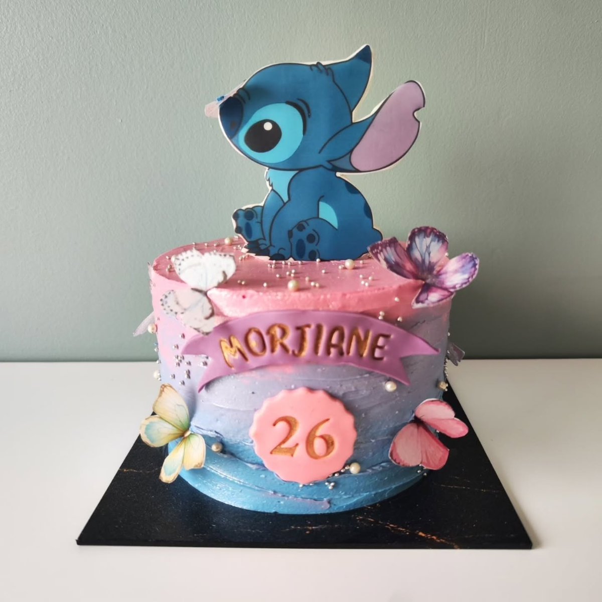 LuettaFuelt8w's tweet photo. Des gâteaux colorés et gourmands, riches en saveurs pour rendre vos anniversaires inoubliables. Renseignements et commandes au 07 71 68 91 99. https://t.co/CaUs8b1YHl