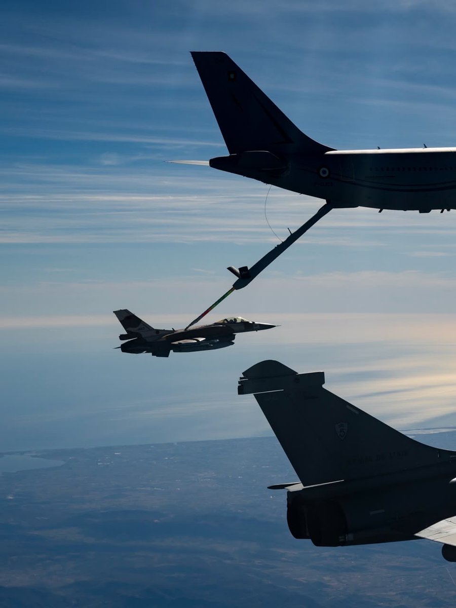 anass004e's tweet photo. Stunning shots of Moroccan F-16s flying alongside French Rafales during ORYX26 exercises in France  a powerful display of airpower, interoperability, and the growing defense cooperation between Morocco 🇲🇦 and France 🇫🇷. ✈️🔥 https://t.co/TEIgg44gvZ