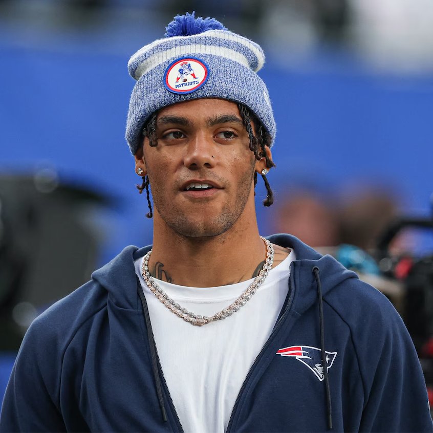 NFL_DovKleiman's tweet photo. Wholesome: Patriots star CB Christian Gonzalez has made his relationship with model/influencer Juliana Alvarado public.

Gonzalez recently signed a four-year, $ 135 million contract extension with New England.

True love is so special 🥹❤️ https://t.co/LGTj8gBMBH